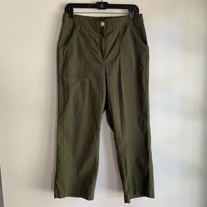 Nicole Miller Olive Green Cropped Pants Size 8
